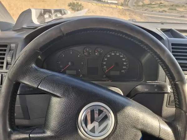 2007 MODEL VOLKSWAGEN CARAVELLE 2.5